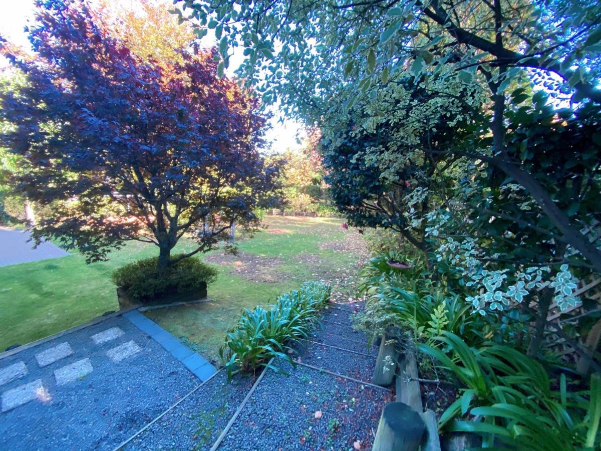 Lake View Family Lodge Up Tp 14 People Rotorua Exteriör bild